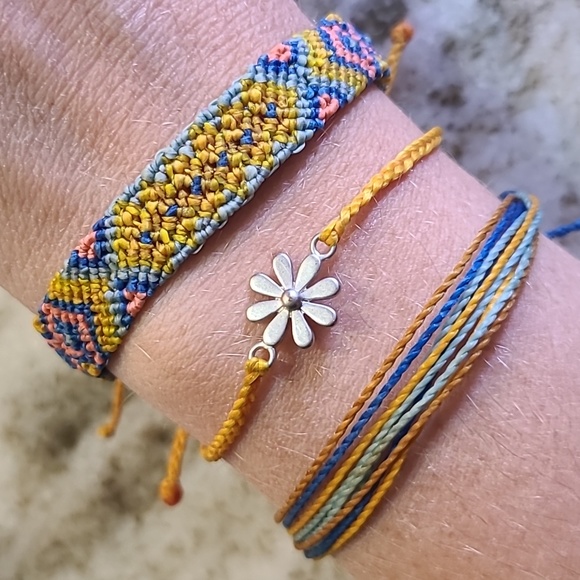 Pura Vida Monthly Bracelet Club Set March 2019 - Picture 5 of 5
